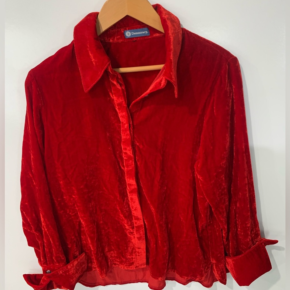 Democracy Red Hot Velvet Button Down Shirt womans size L Statement Shirt